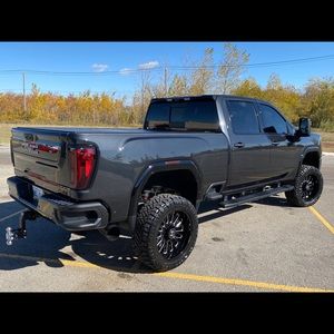 Meet your Posher, Dylan